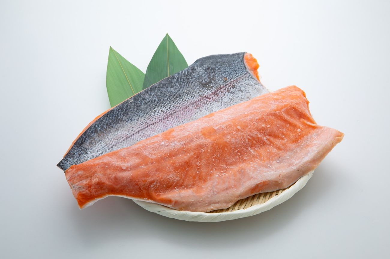 トリムＣ　魚、鮮魚　トラウトサーモン　10kg